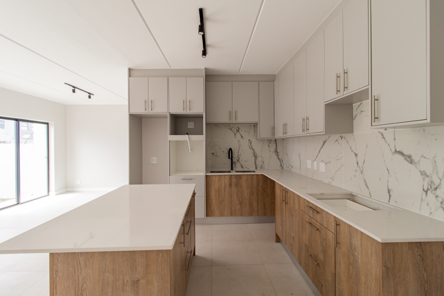 3 Bedroom Property for Sale in Sandown Western Cape